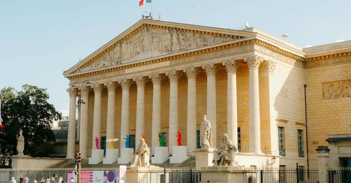 découvrez la législation française sur la dispersion des cendres funéraires, les règles à respecter et les démarches administratives associées.