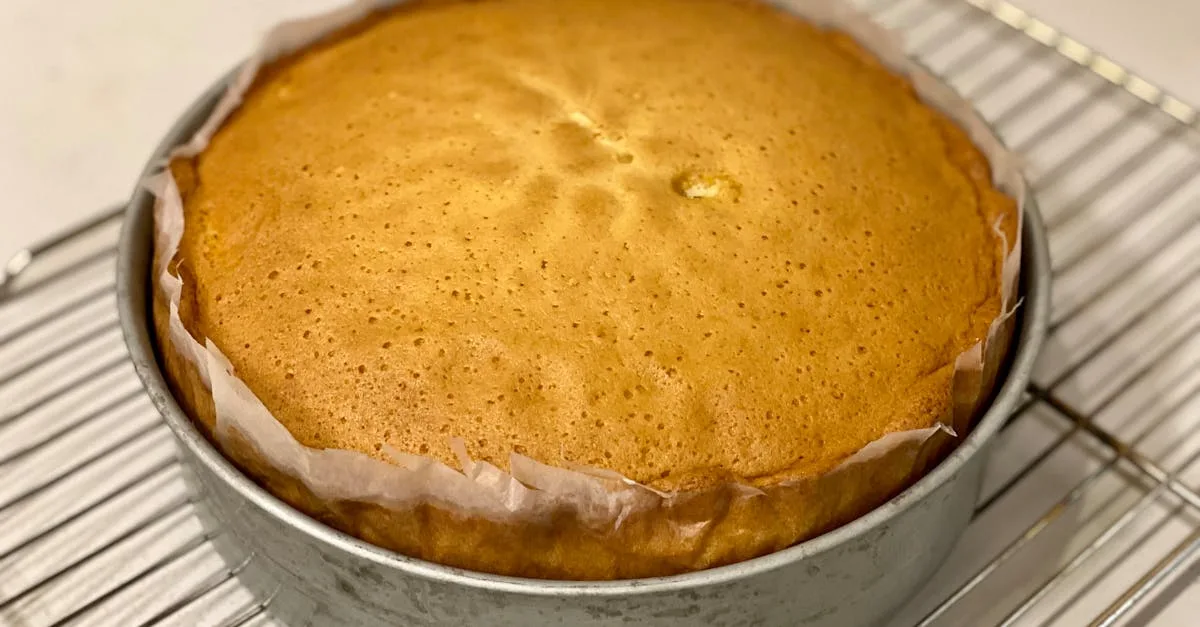 découvrez notre recette facile et délicieuse de gâteau au yaourt, moelleux et parfait pour toutes les occasions.