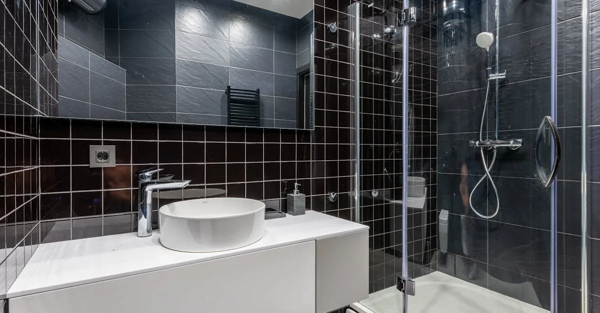nettoyage professionnel des joints de salle de bain pour éliminer moisissures, saletés et restaurer l'éclat de vos carrelages.