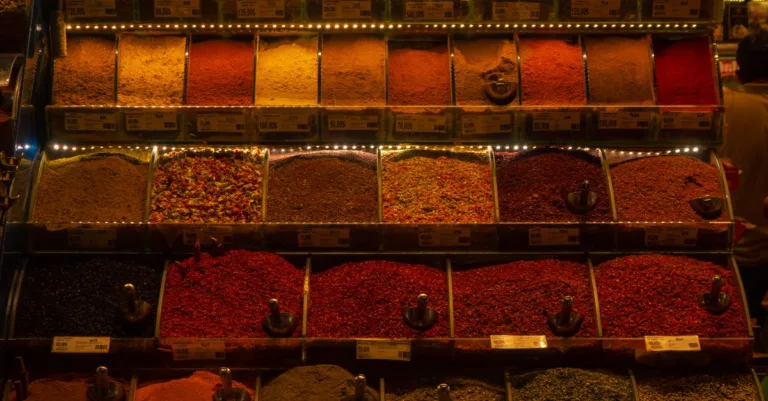 découvrez l'arôme authentique des épices premium pour sublimer vos plats avec des saveurs intenses et raffinées.